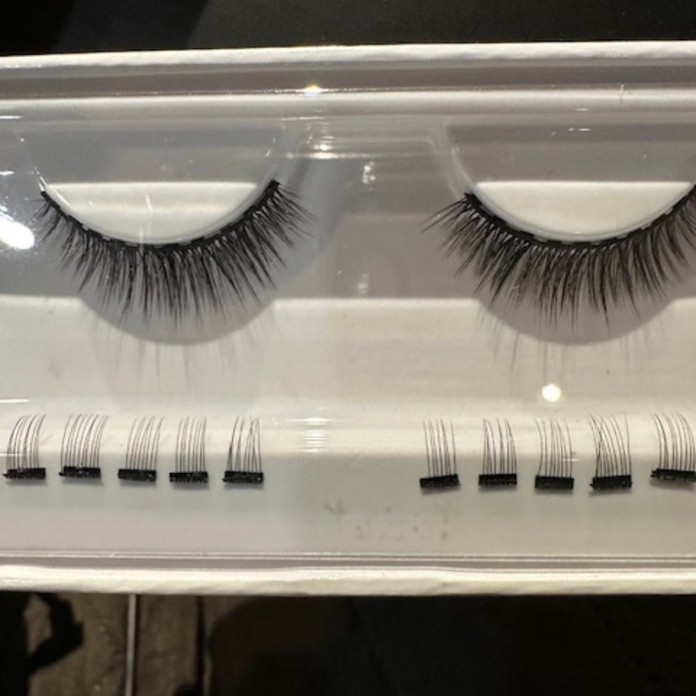 9 to 5 Magnetic Lashes Tori Belle